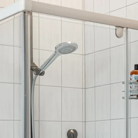 Geraeumige 2,5 Zimmer-wohnung - Balkon - 6 Schlafplaetze - Parkplatz Lochgau